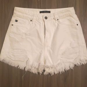 Kancan distresses white shorts